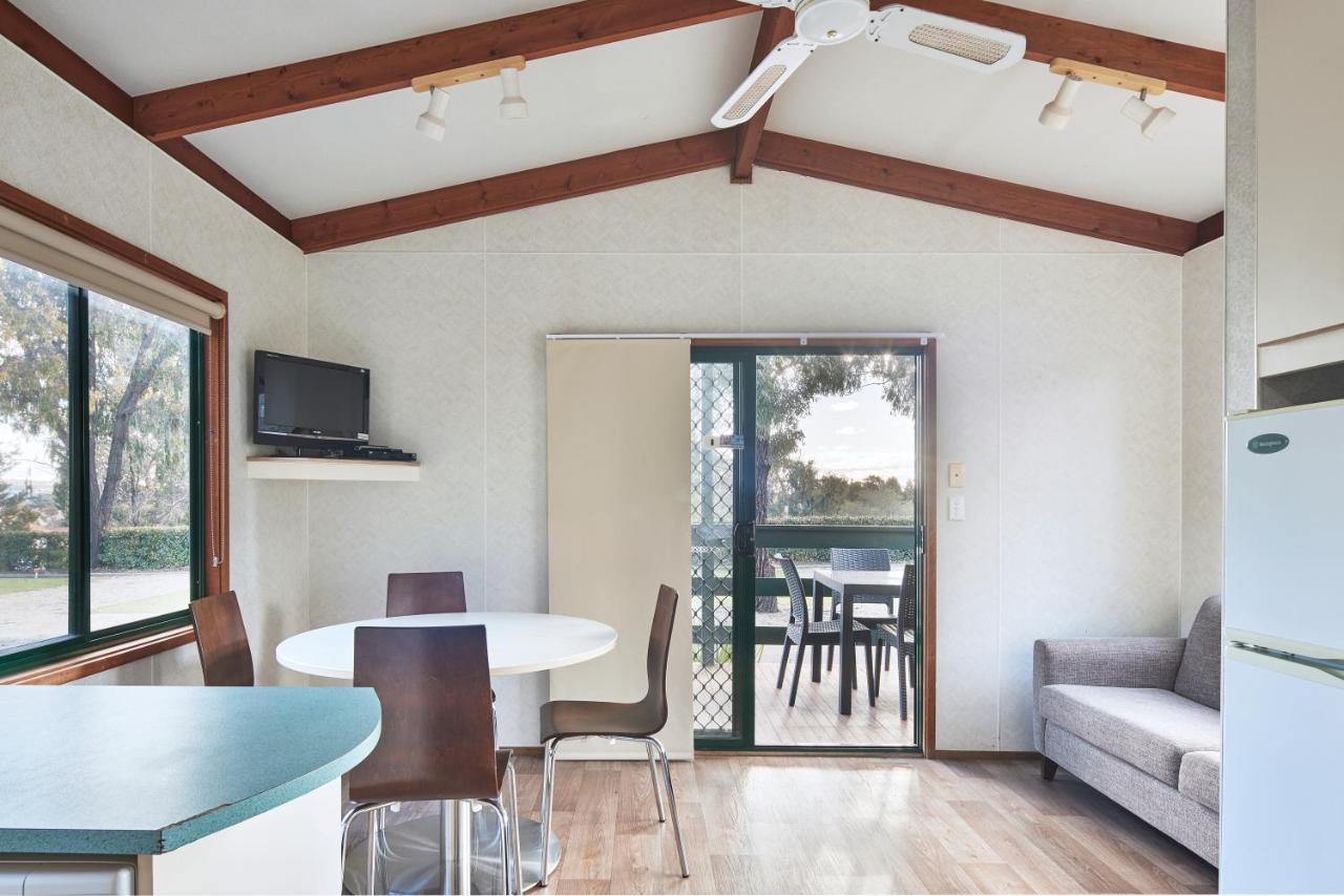 Nrma Bathurst Panorama Holiday Park Extérieur photo